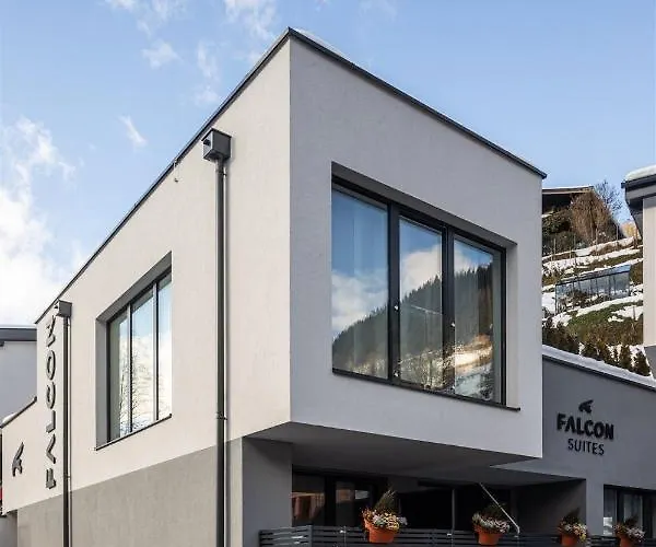 Falcon Suites Zell am See